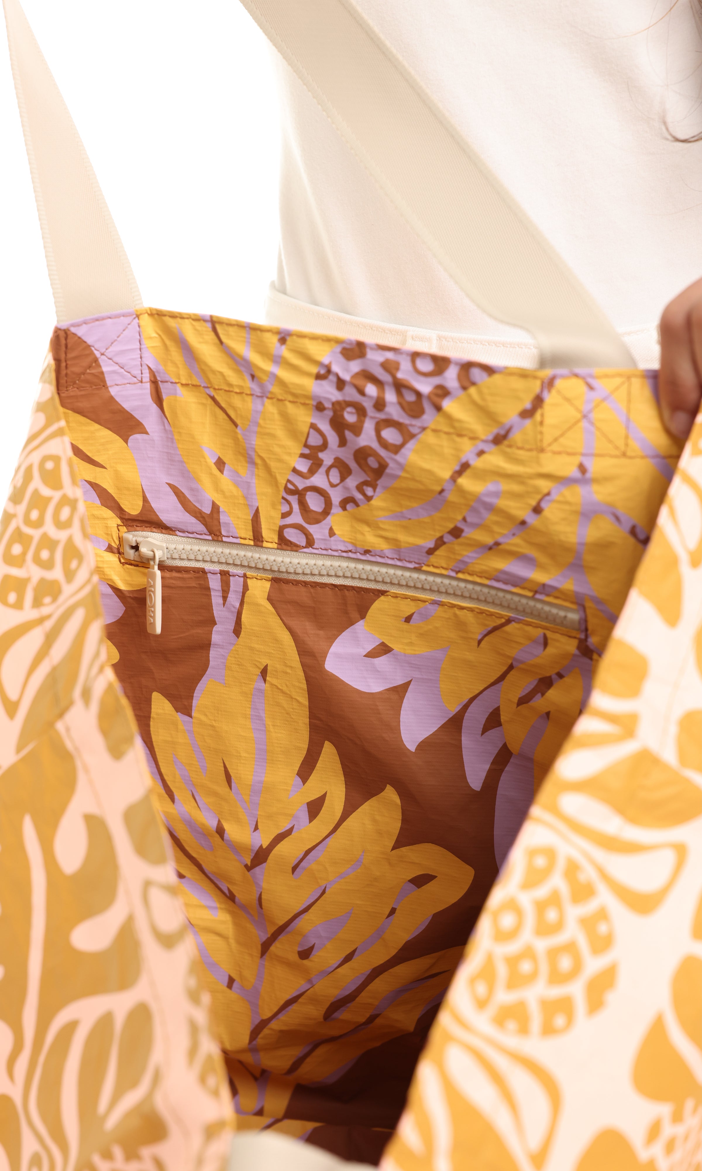 Holo Holo Tote – Manuheali'i