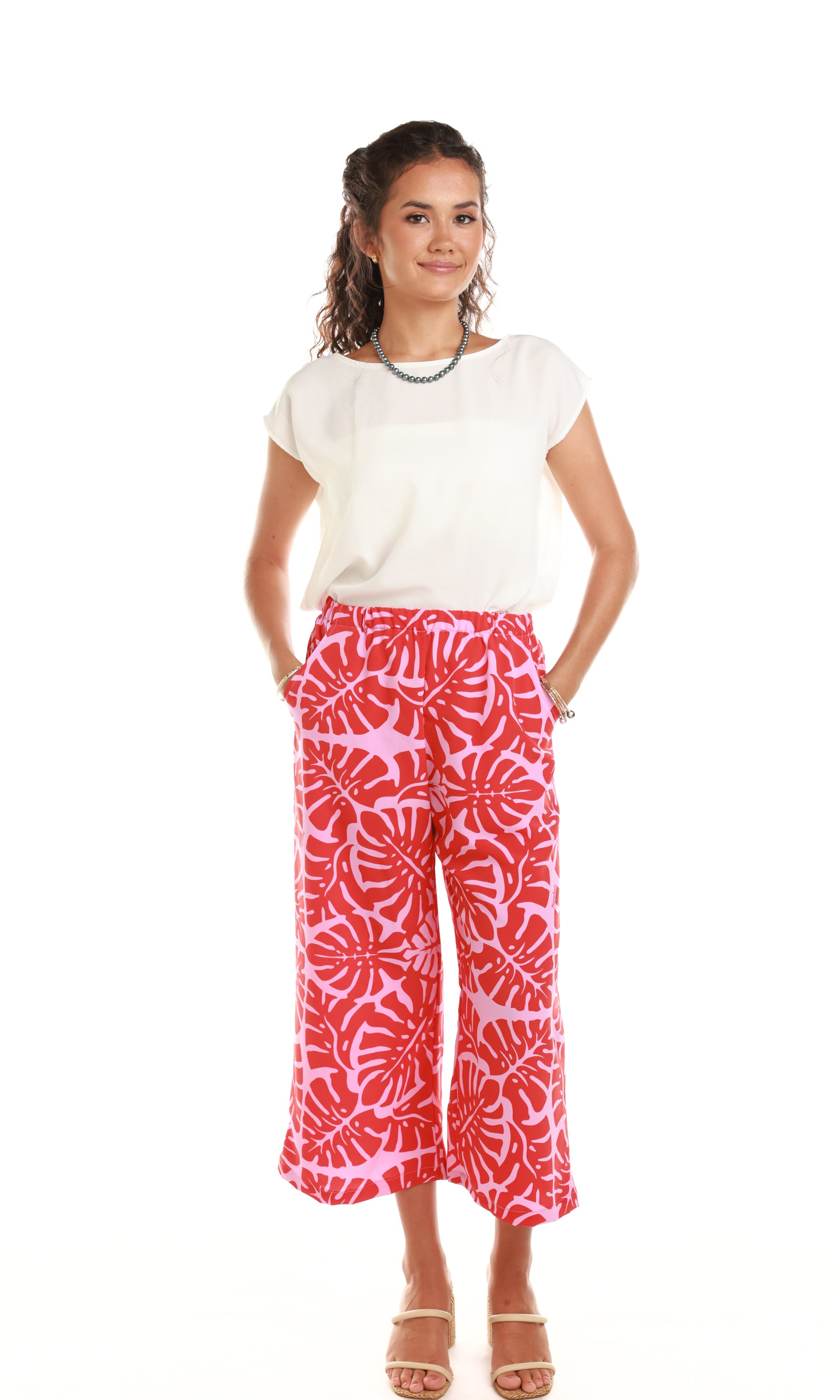 Bottoms – Manuheali'i