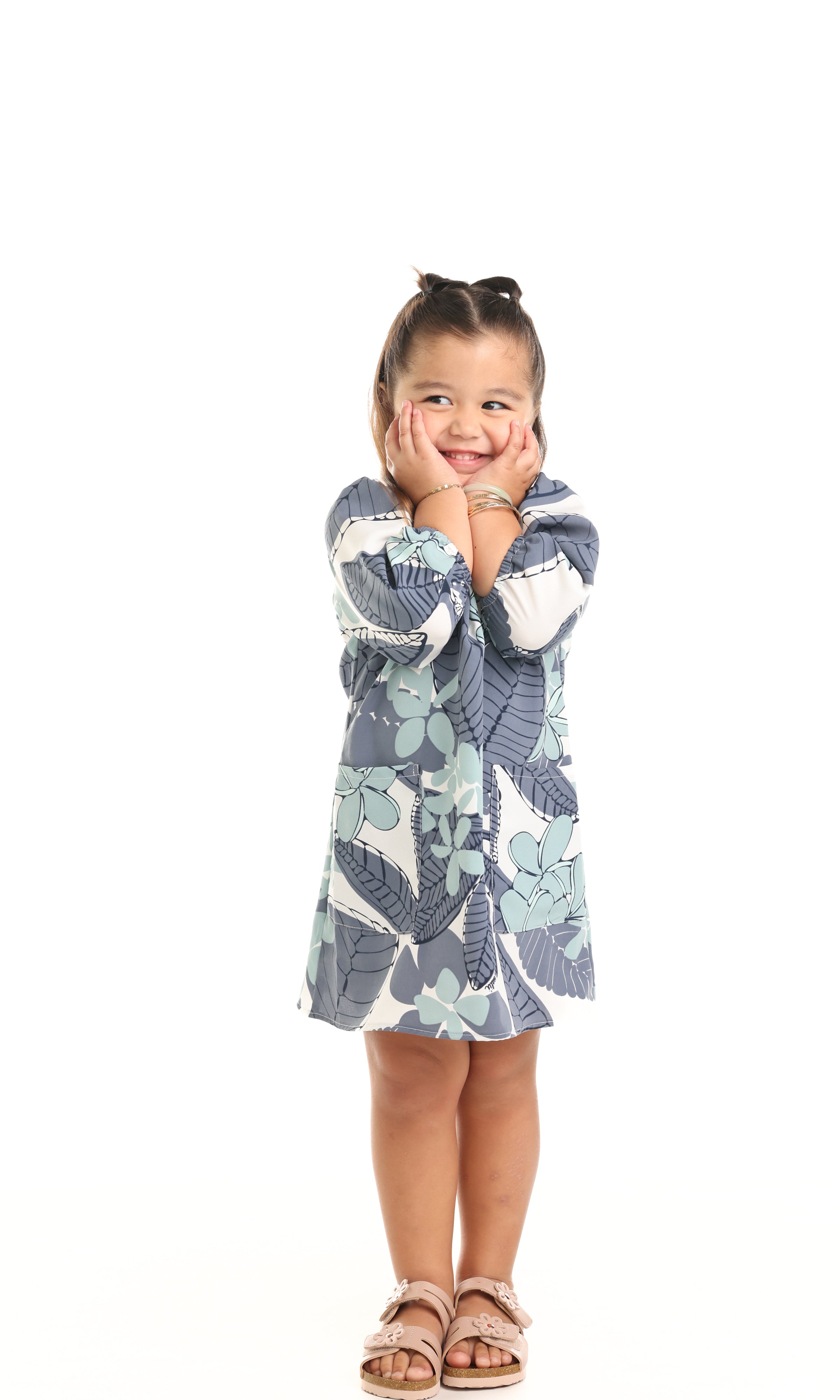 キッズ – Manuheali'i